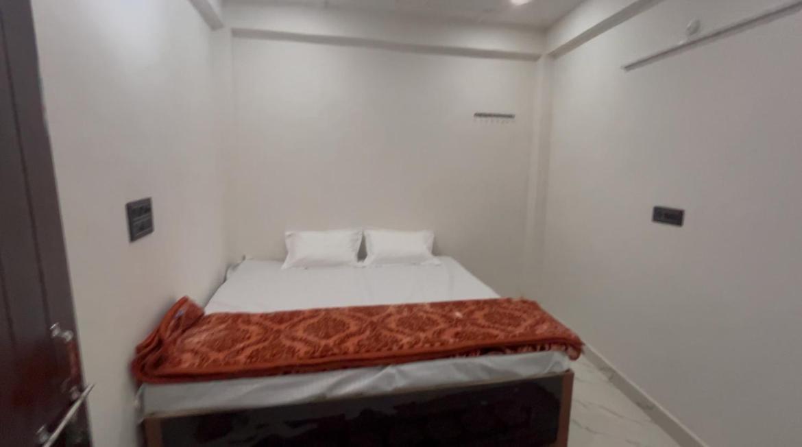 White House Homestay Allāhābād Junction Dış mekan fotoğraf